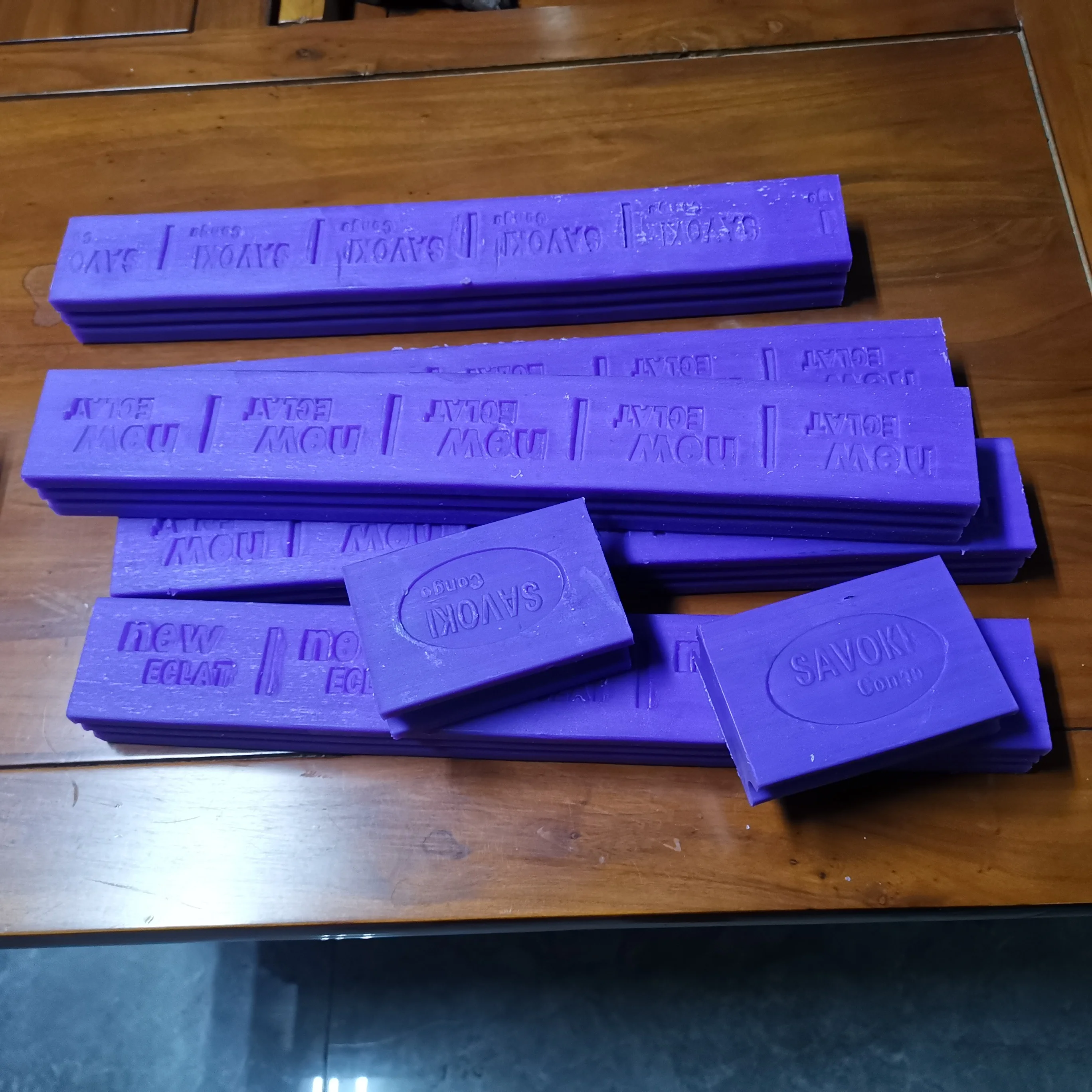 Good Price Glycerin Herbal Hotel Soap Making Machine Making Laundry Bar / Toilet Soap Manufacturing Plant/home Use