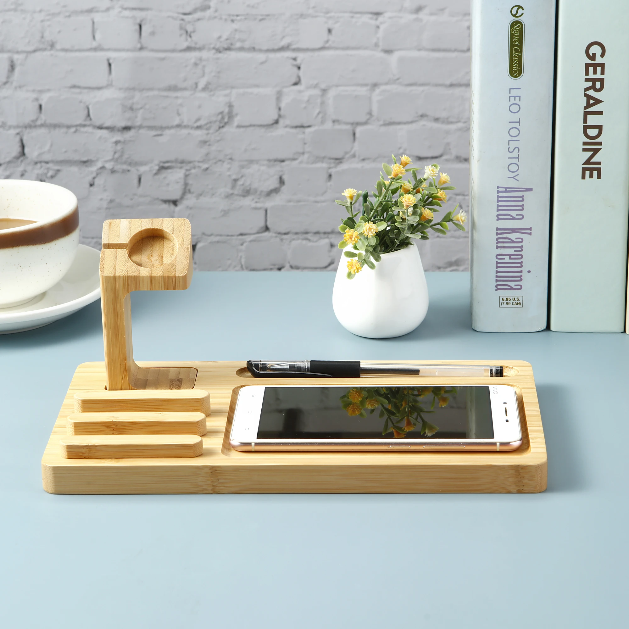 Bamboo Wooden Wireless Charger Stand Portable Fast 3in1 10W Qi Wireless charger For mobile phone/watch/earphones