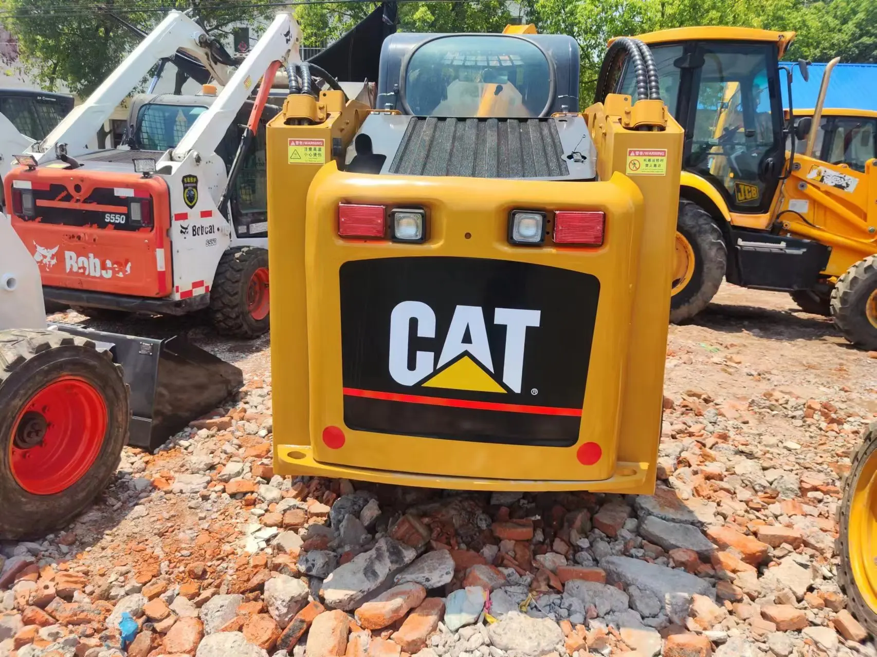 Hot selling Used Japan Imported Caterpillar  CAT246C  Mini Skid Steer Loader Second Hand Original Engine Cat small loader