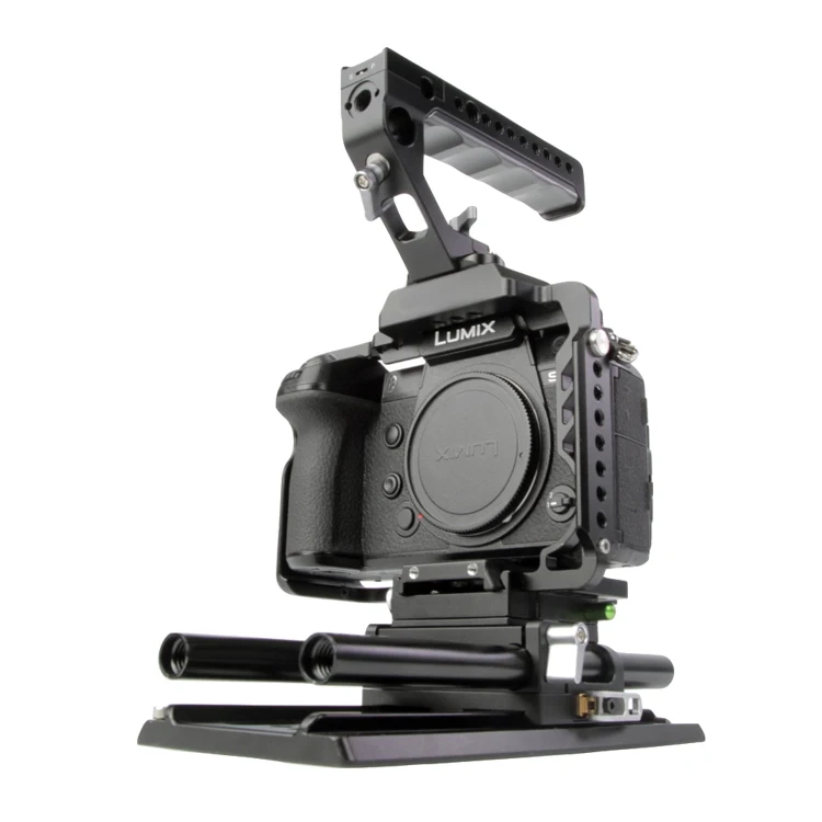 Gearvoo cage for DSLR, with built-in manfrotto 501 quick release plate, design for panasonic S1/S1R.S1H. DSLR rigs