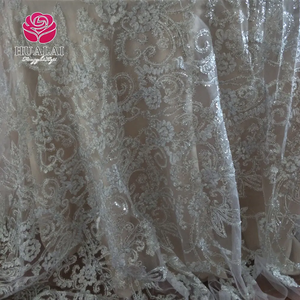 white lace oval round tablecloth with overlay machine cutwork embroidery  for dining room table linens