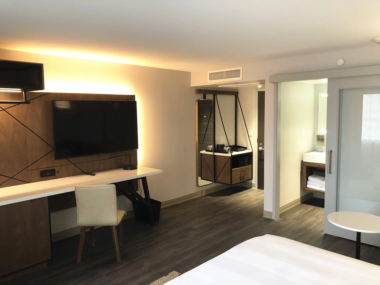 
Newest Modern Style Custom Headboard Luxury Marriott Hotel Bedroom Furniture Set 