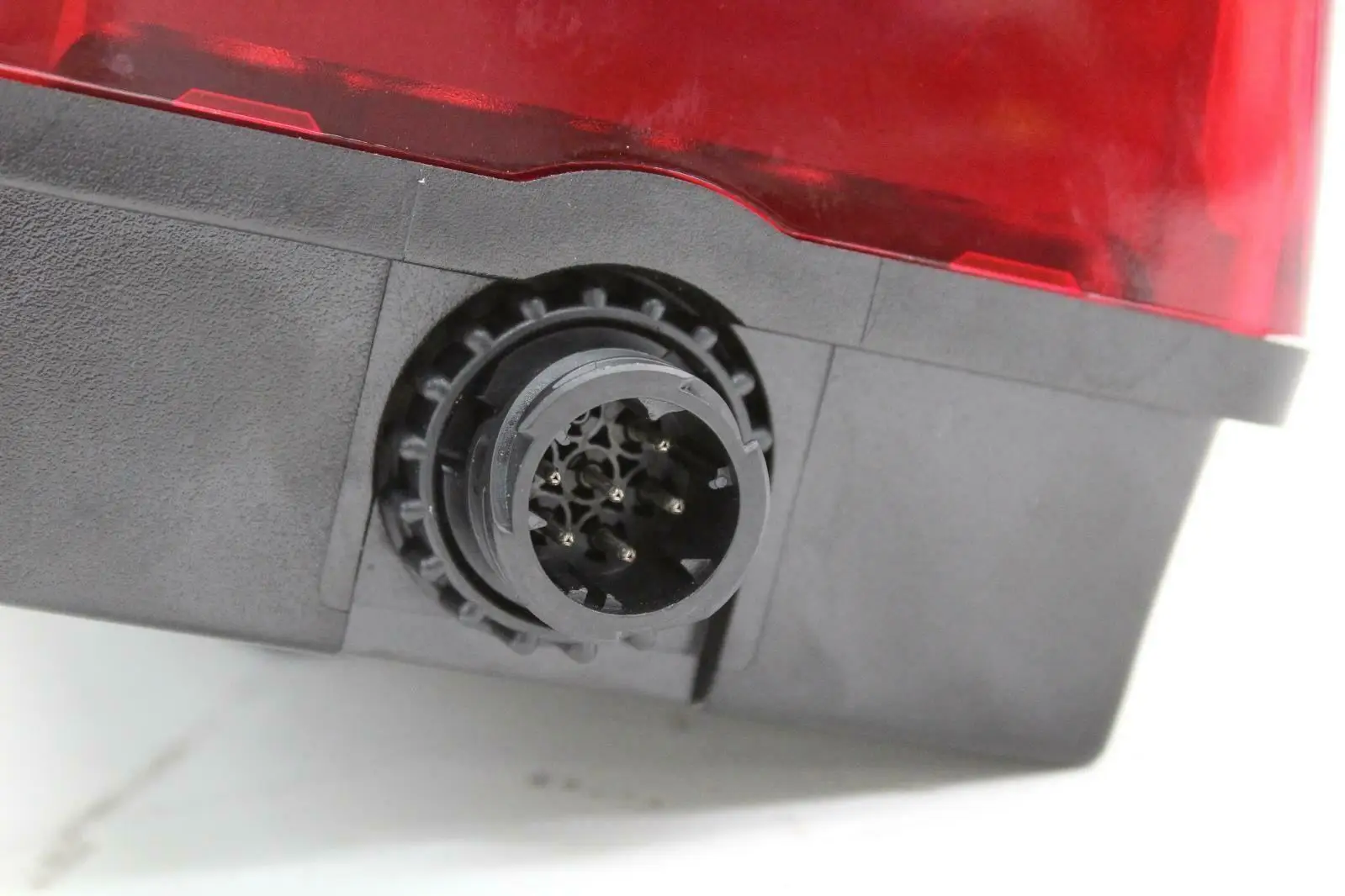 1* Hussun truck tail light fits for Scania P500 R500 Emark truck tail light led RH C/W REV/ALARM tail lights truck