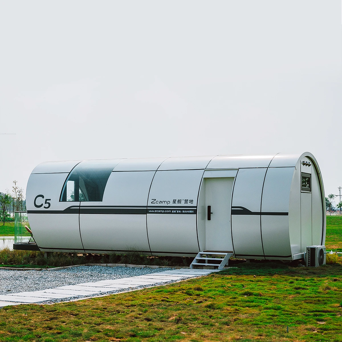 Outdoor Eco Capsule House Luxury Extendable Pod Prefabricated Capsule Hotel Capsule Room Prefab Cabin Container House