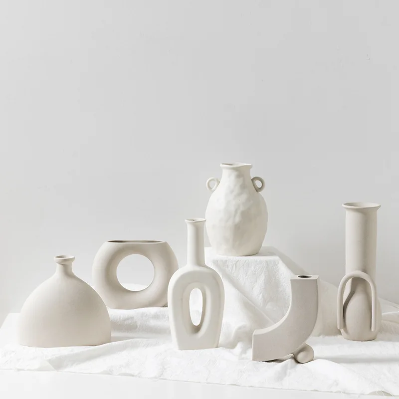 
Nordic ins wholesale ceramic white plain burn creative gift small vase 