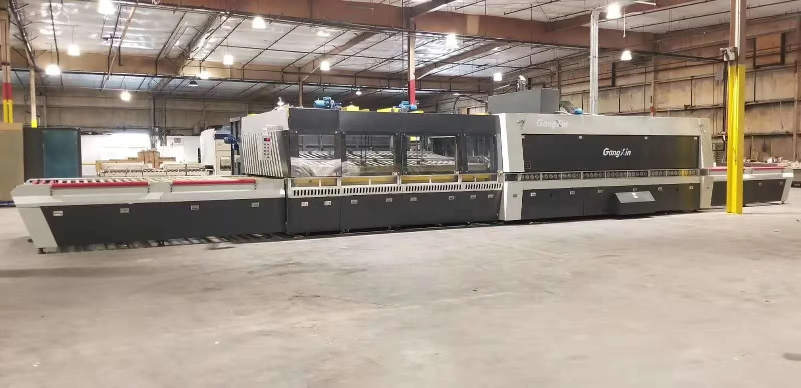 Glass Tempering Furnace Top Quality with CE Standard Customized Process Clear Glass to Temper Glass New Product 2022 PLC Auto