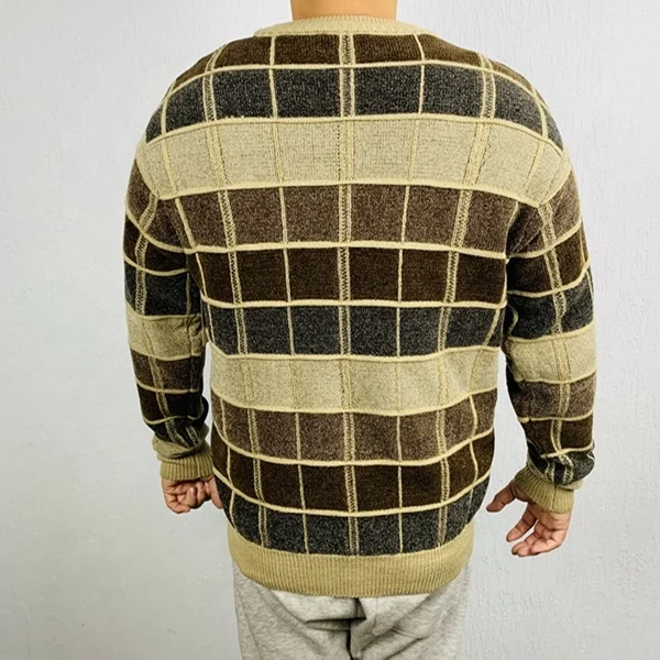 
Men crew neck jacquard chenille pullover color block hot selling polyestersweater autumn winter computer knit 