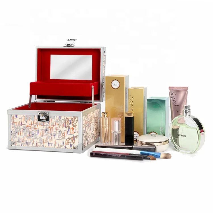 Avon Audit Vendor For Aluminum Makeup Case Free Size New Makeup Train Cases