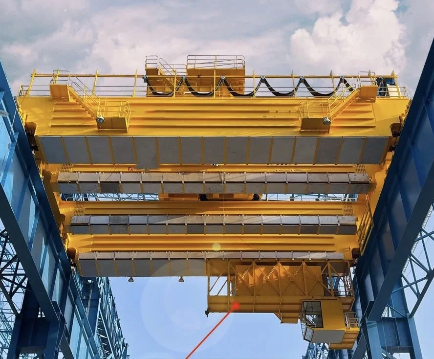 Double Girder Overhead Crane Heavy Duty Crane  Customized YZ type hook casting overhead crane