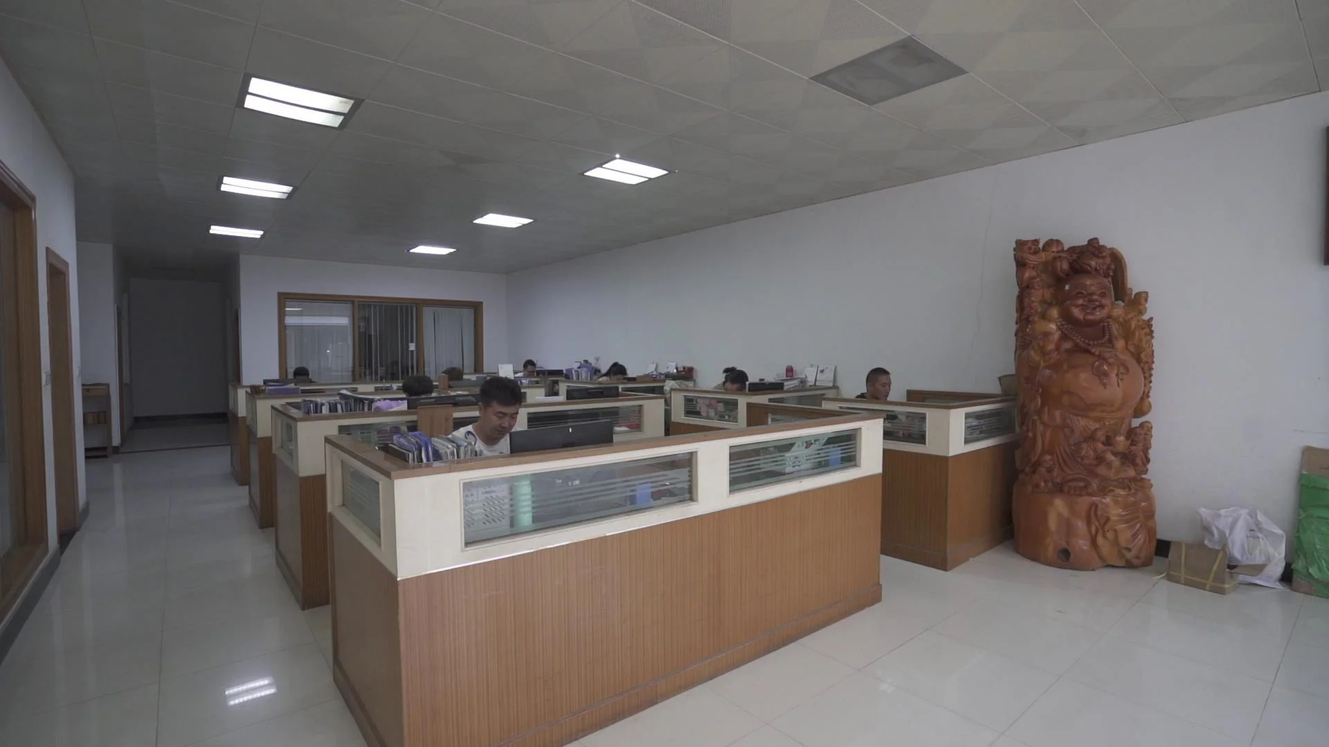 Bamboo Custom Logo Wooden Charcuterie Platter and Serving Cheese Board Set with Cutlery Set