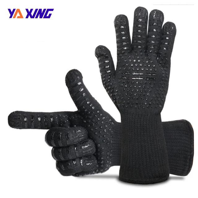 Перчатки для духовки с 5 пальцами изготовлены из специального материала перчатки