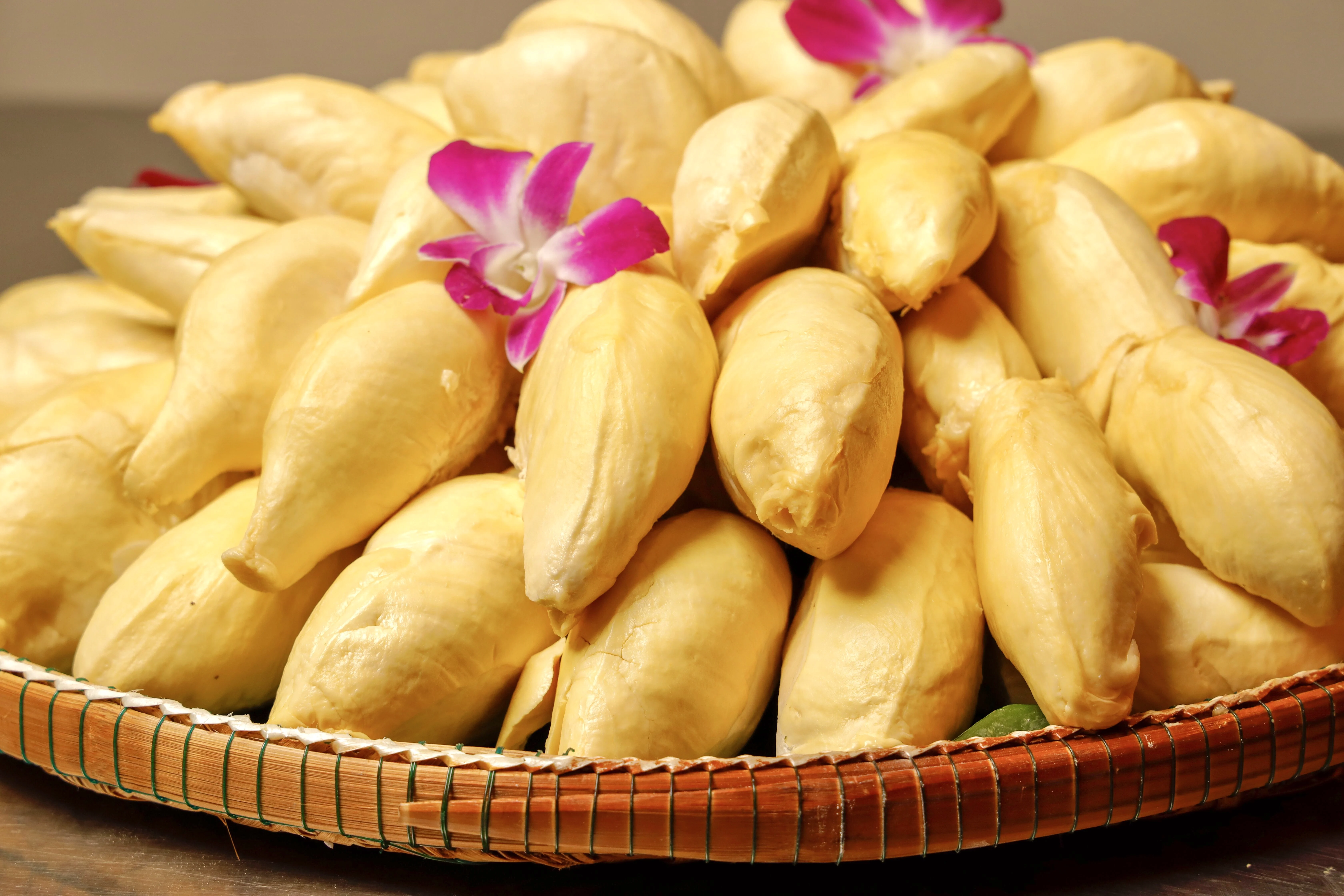 
Premium Quality Monthong from Thailand Fresh Durians 