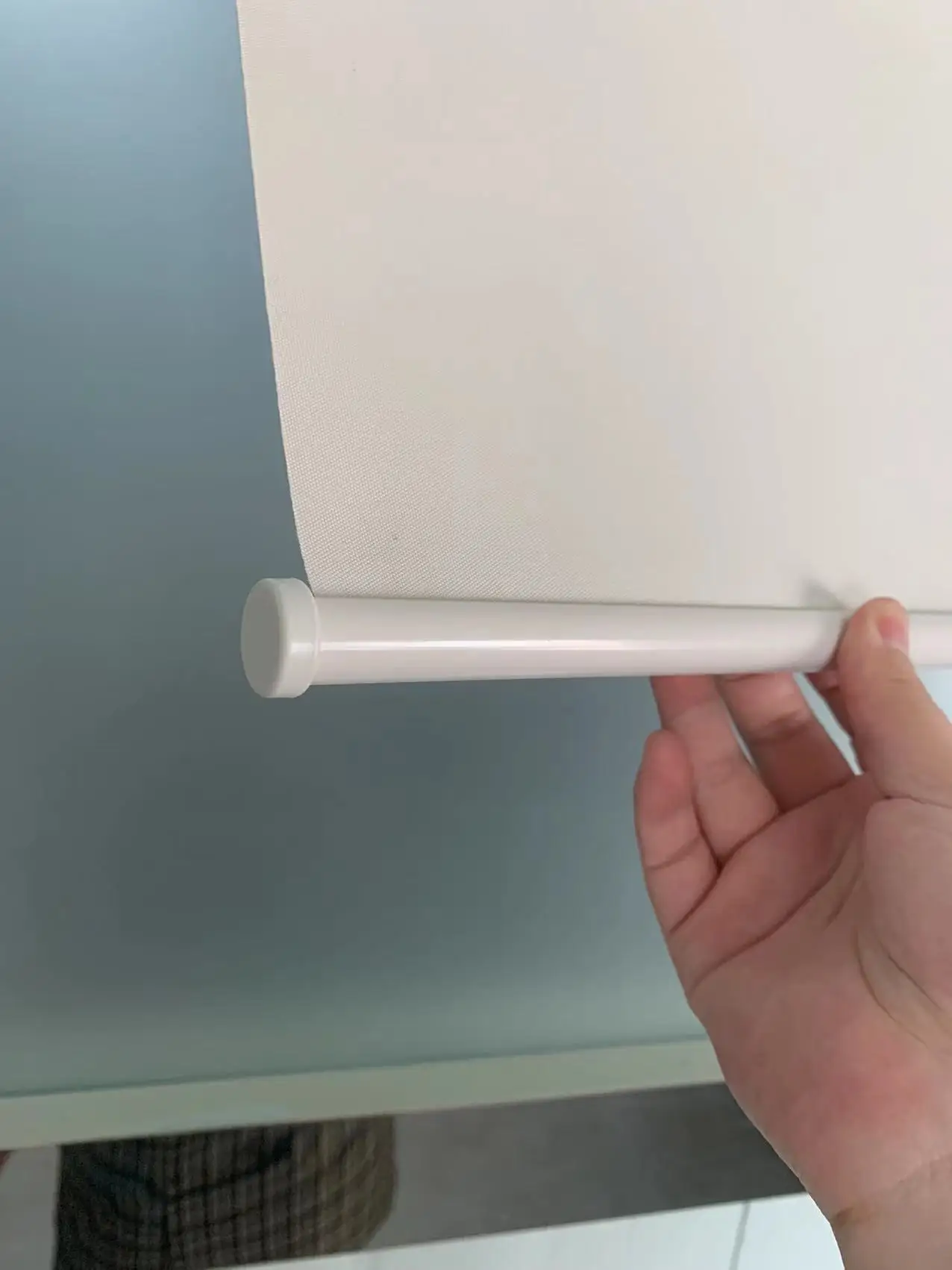 Wholesale Factory Price Best Quality Waterproof Fabric Solid Color Blackout Roller Blinds Shades