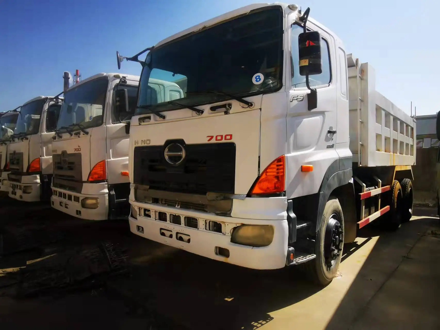 Good Dumptrucks Used 6x4 HINO 700 Tipper