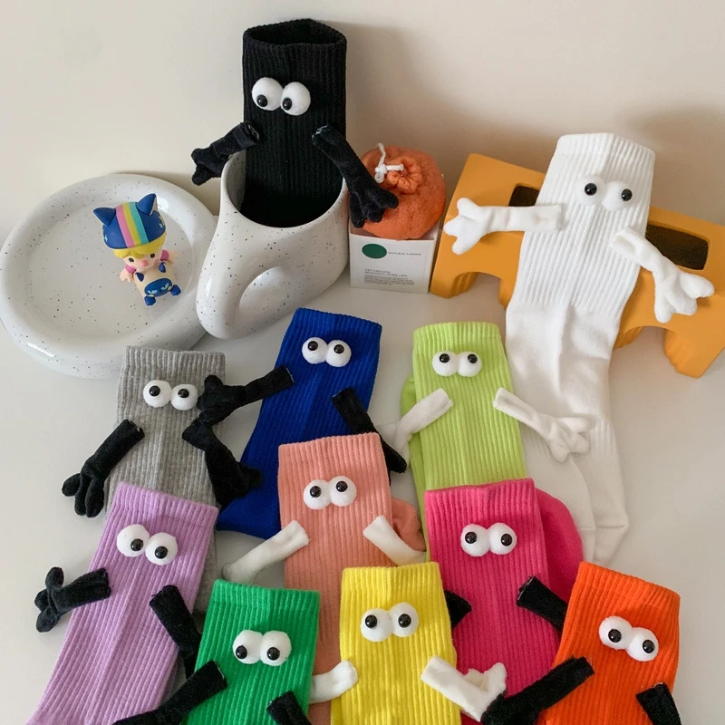 Autumn wholesale pink mid-length socks sports outer wear cute white pile socks colorful couple holding hands socks