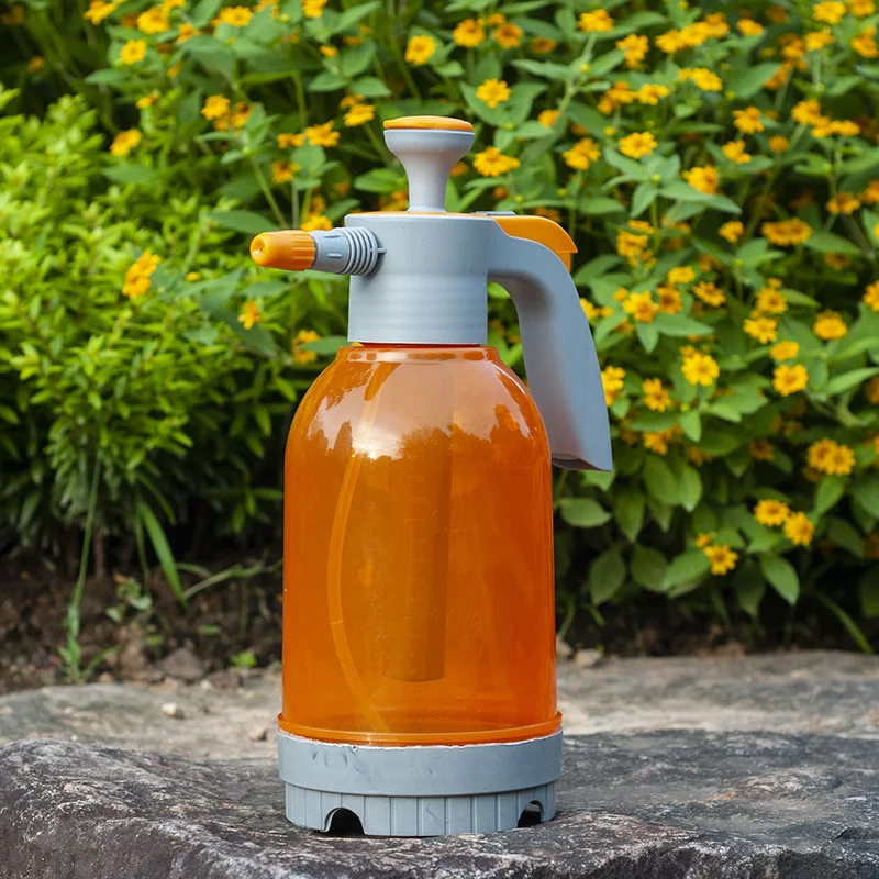 Custom Portable Multifunctional Acid Alkali Resistant Air Pressure 2l Water Spray Bottle Garden Watering Can for Plants