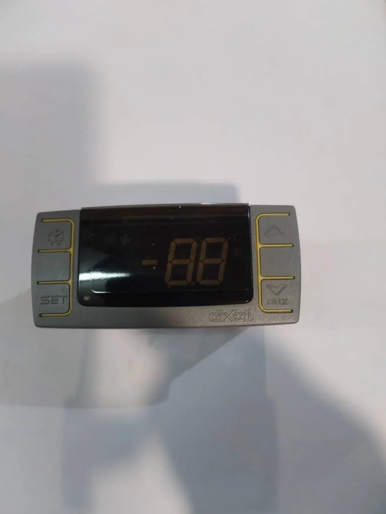 Carel brand PJEZS0P000 temperature controller Carel thermostat price for controls