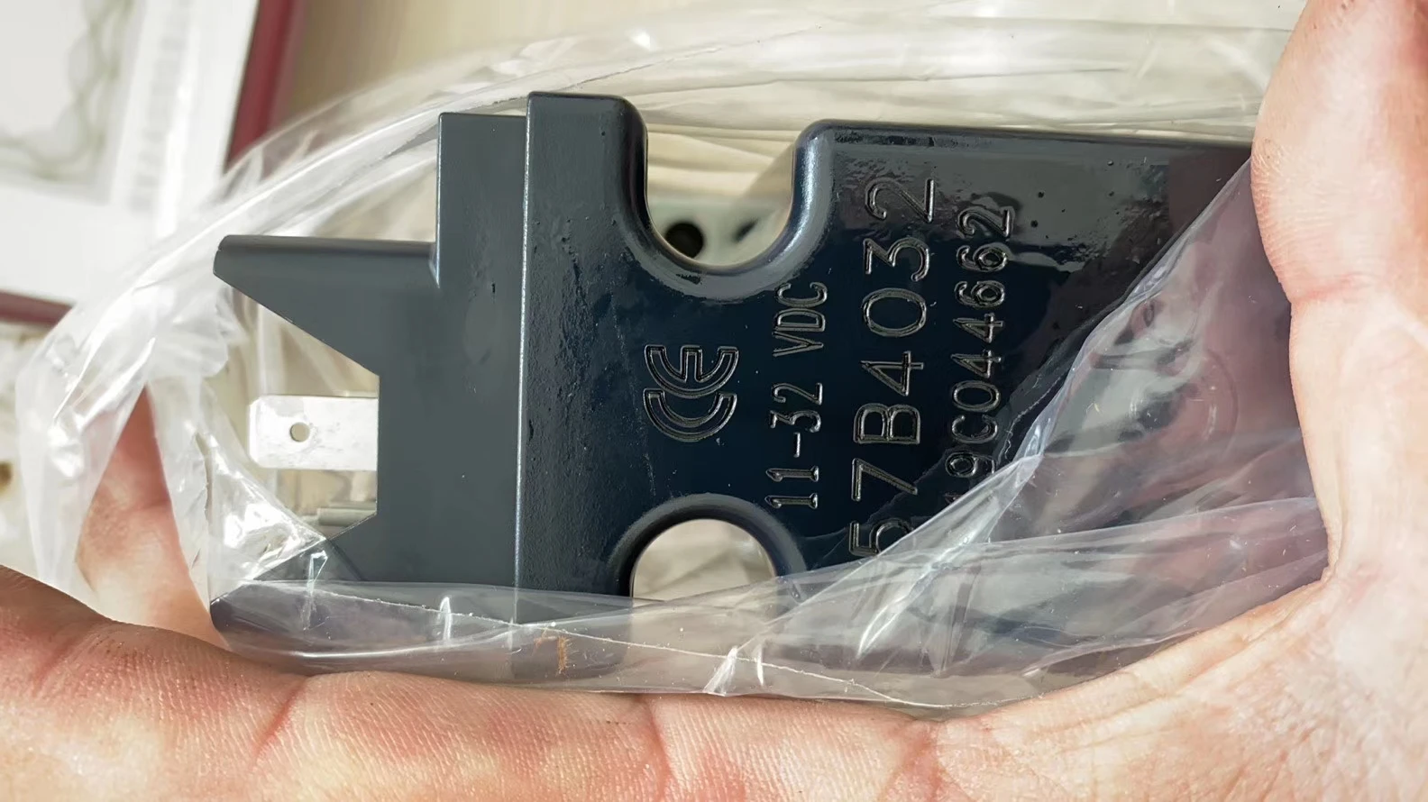 Торговая гарантия Dan-foss Sauer DAN-FOSS 157B4032 157B4033 157B4116 155G4093 гидравлический пропорциональный клапан 157B 155G