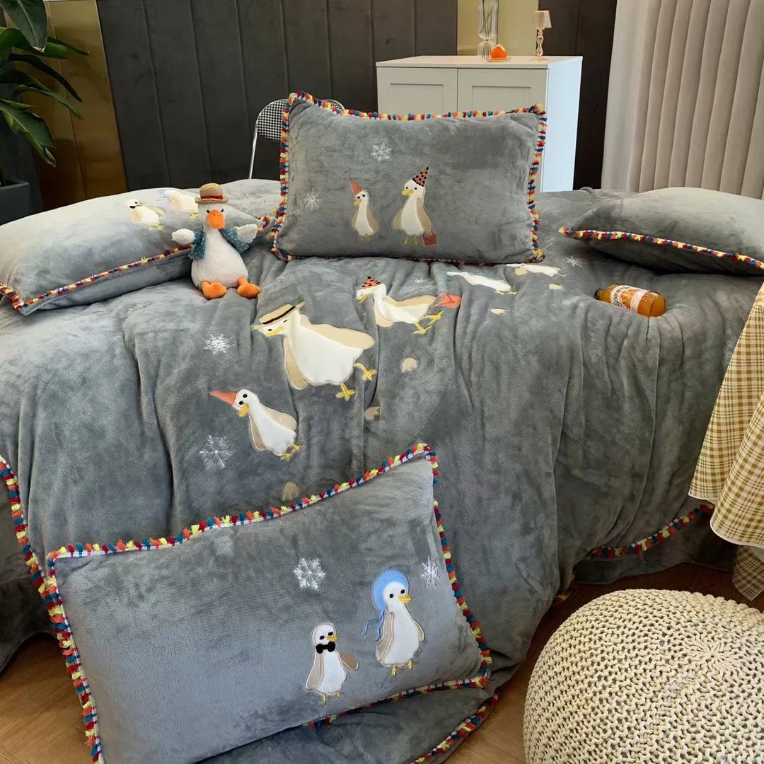 Coral Velvet Fleece Cartoon 100% Microfiber Kids Bedding Sets Children Embroidered Duvet Cover For Winter