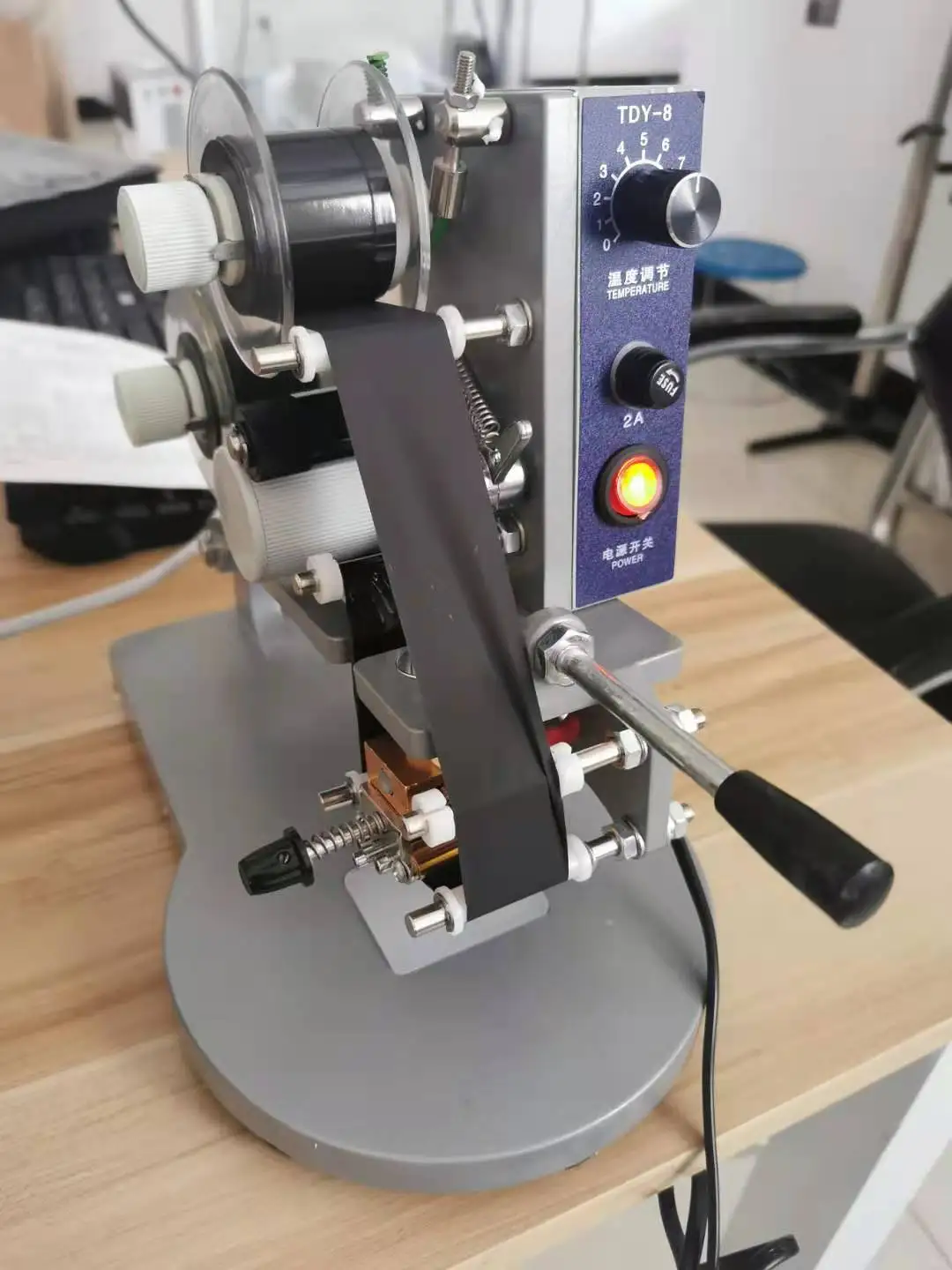 Manual coding machine DY-8 manual hot Stamping machine for expiry date printing