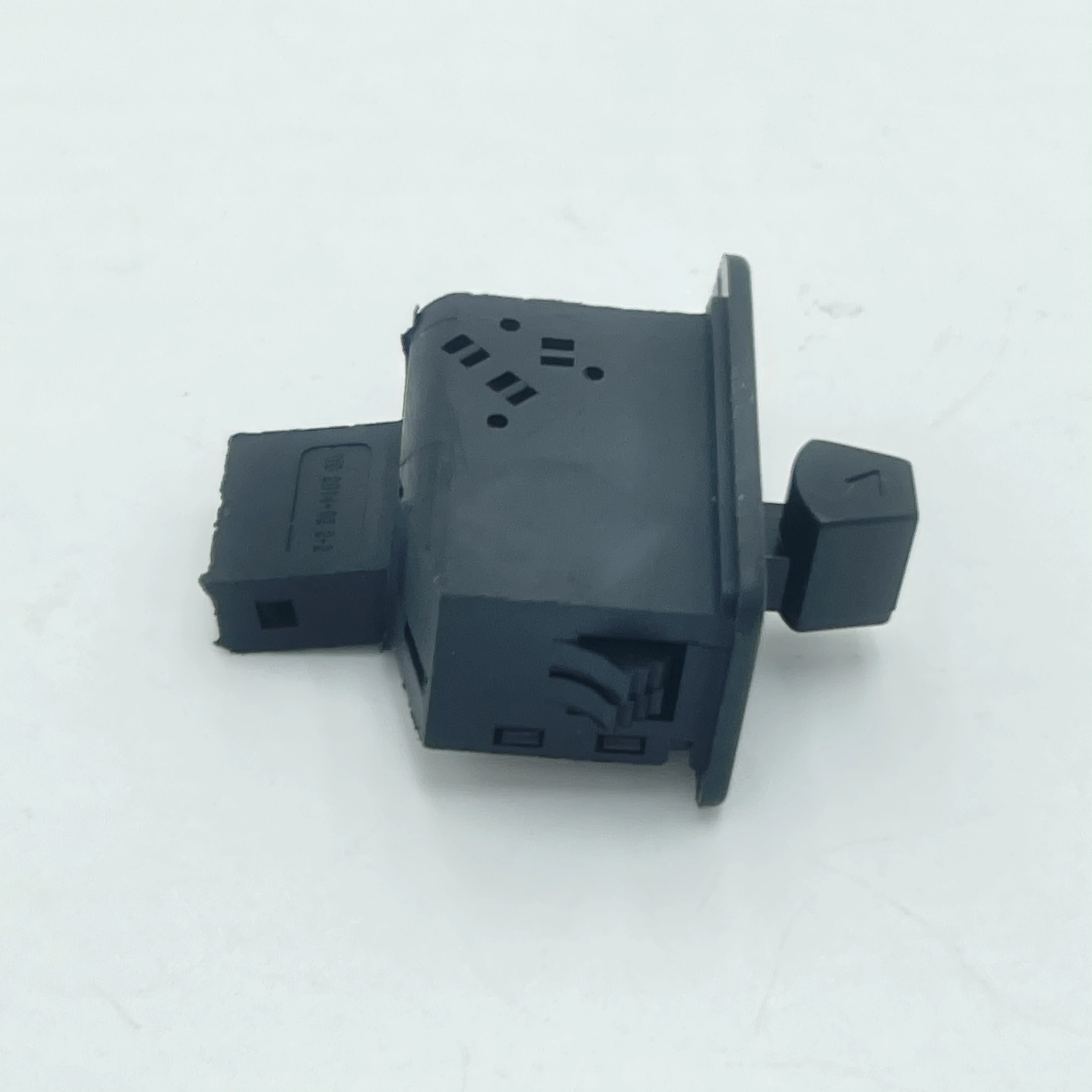 Motorcycle electric vehicle suitable for Wuyang Princess Zhongsha scooter GY6 steering switch