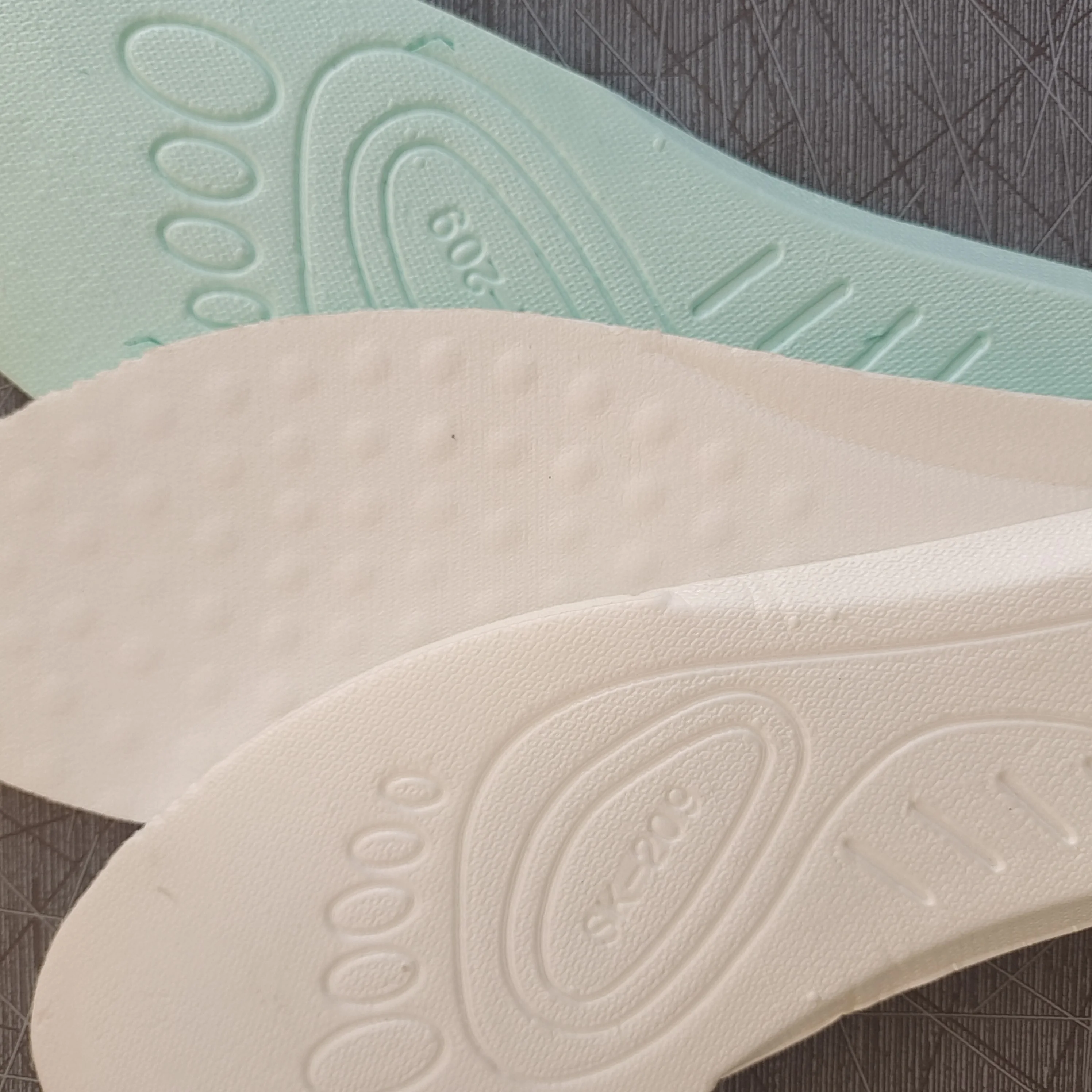 insole pad pu foamed oem factory insole  black white green  sport shoe pad