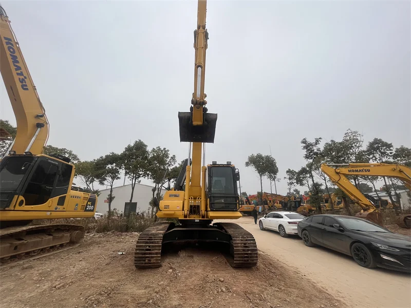Cheap price wholesale Used KomatsX PC220 Crawler Excavator digger tractor PC350 PC400 hot sale