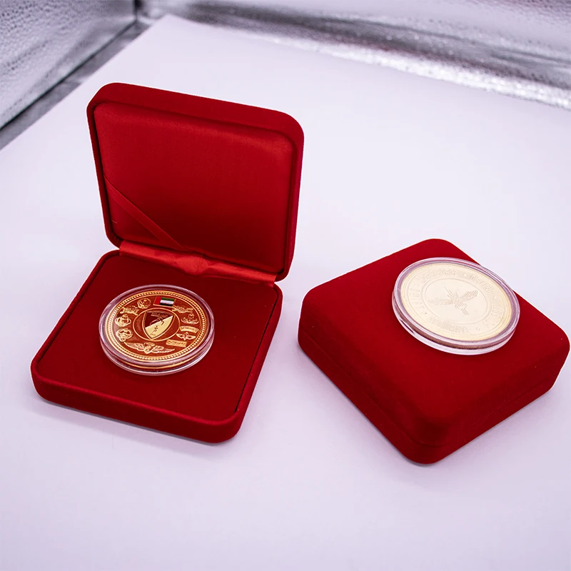 Custom Logo Velvet Gift Box Medal Display Box Elegant Presentation Coin Case Souvenir Coin Box Vintage