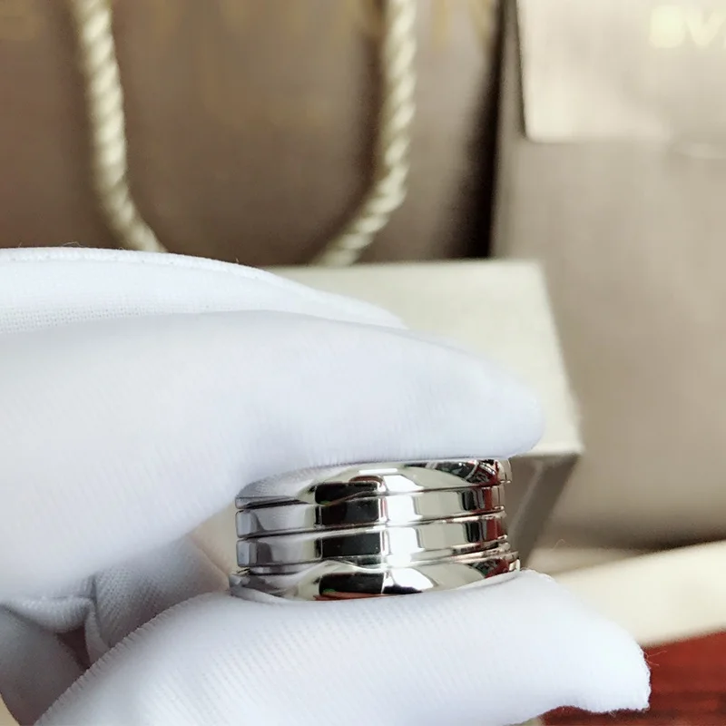 High-Quality Black Ceramic Rings Luxury Jewelry Men And Women Engaged Luxury Snake Bone Fritillary Rings Wholesale Gifts