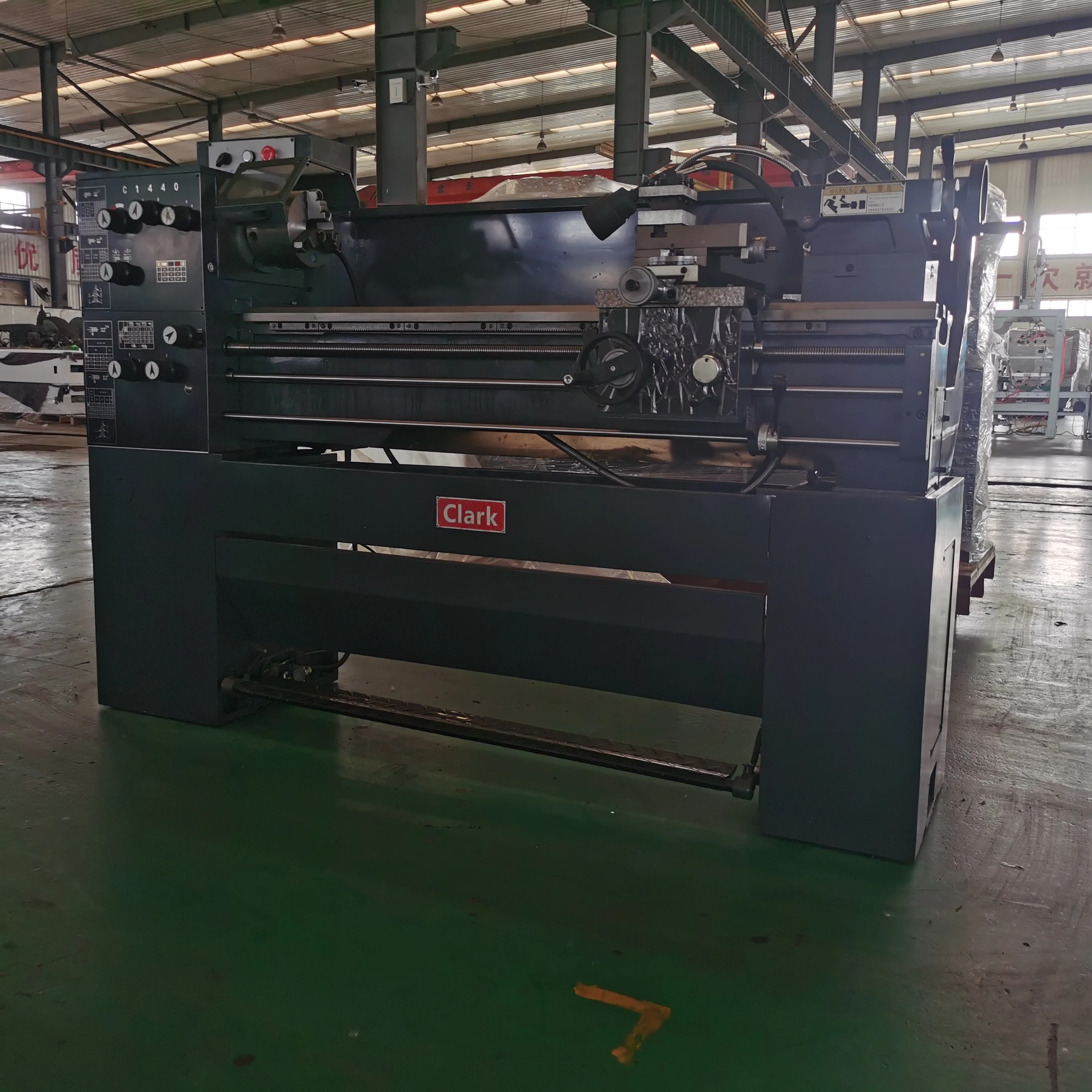 High precision manual lathe 6136/6140/6150