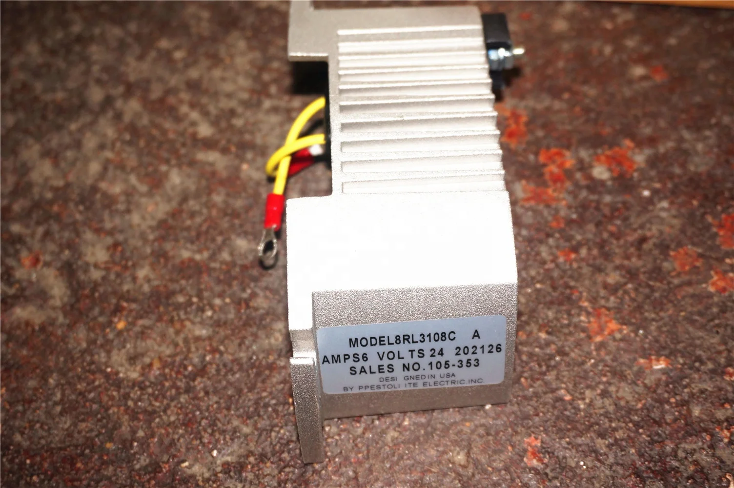 Chinese Manufacturer Bus Parts  Generator Parts Accessories 8RL3108C-6 Generator Regulator