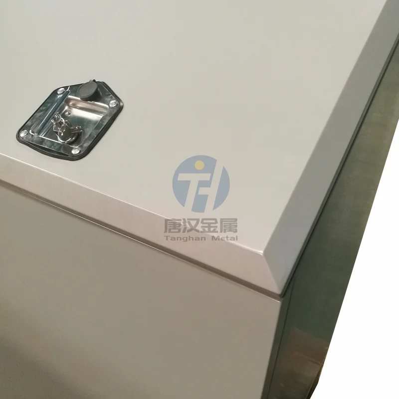 mild carbon steel 3 Compartment Horse Animal bulk Feed Storage Bins with mobile swivel rolling casters and handles for sale