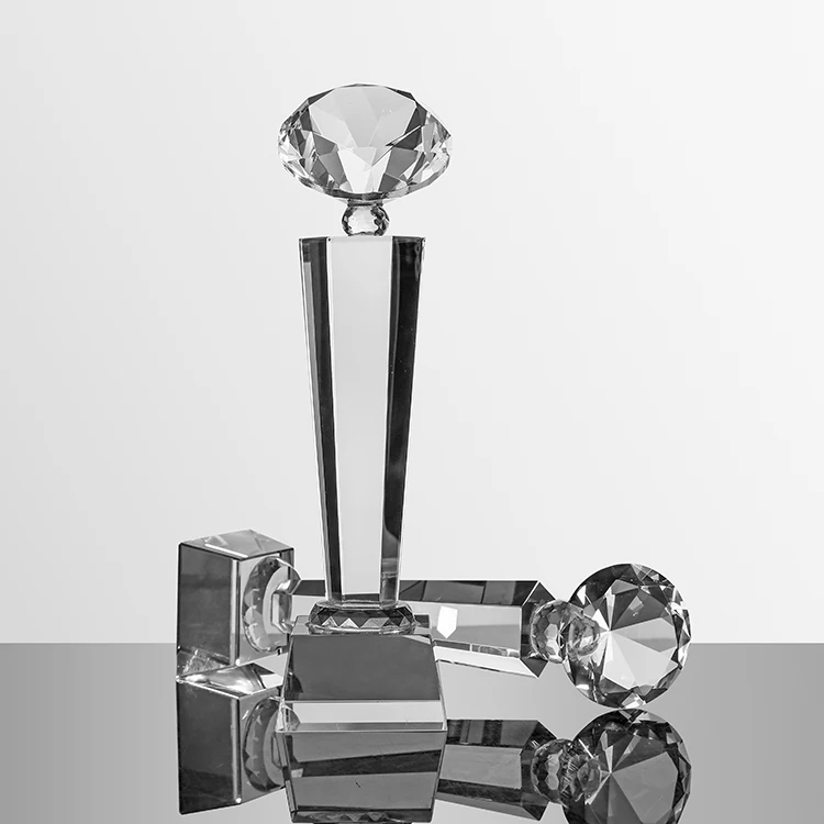 Индивидуальный хрустальный трофей в форме алмаза деловой сувенир подарок с гравировкой логотипа