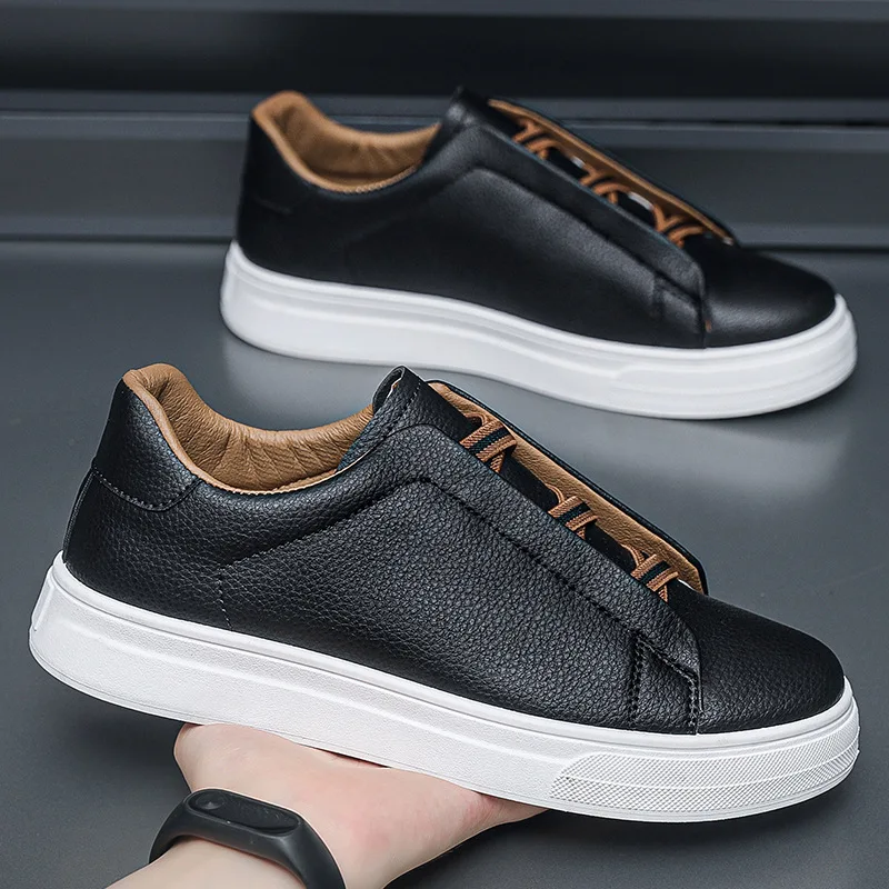 Sports Comfort Board Shoes Series Low Cut White Waterproof Anti Slip Comfortable Versatile Strap Up Mens Shoes Foot Cover