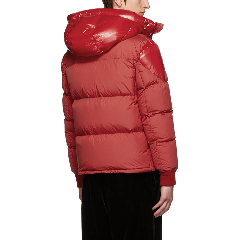 Custom Logo and Brand High Quality Hooded Puffer Quiled Cotton Side Pcokets Zipper Closure Slim Short Length Men Winter Coat