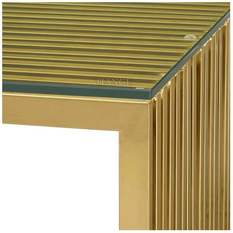 Современный промышленный современный золотистый трубчатый обеденный стол из нержавеющей стали с закаленным стеклом