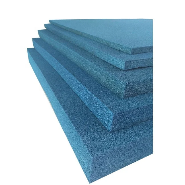 Controlled conductivity polyurethane microwave absorber foam