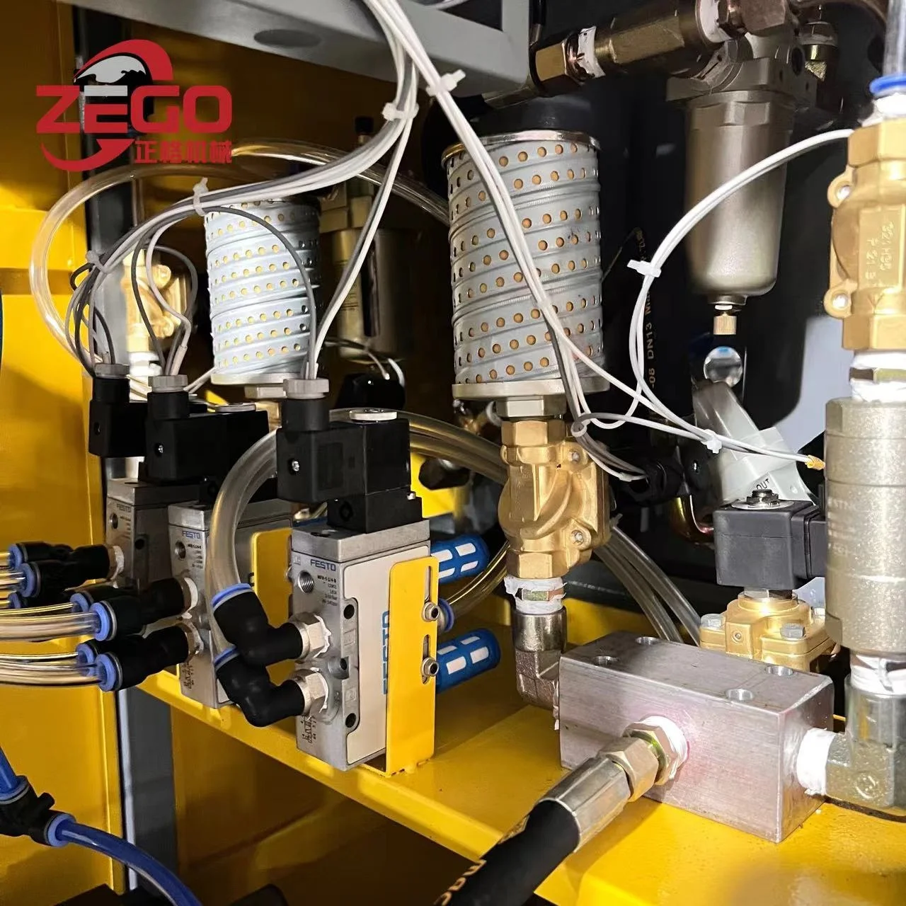 Полуавтоматическая машина для выдувного формования бутылок из ПЭТ-пластика 5 галлонов 20