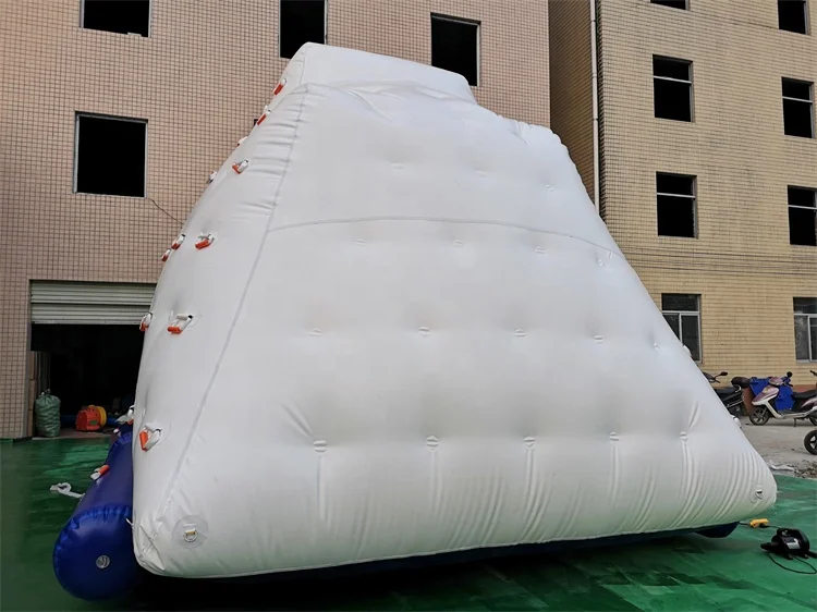 PVC White Slide Tower Water Toy Inflatable Floating Iceberg for Water Sport