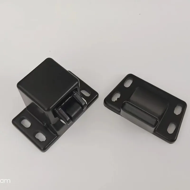 Door catch safety lock3.jpg
