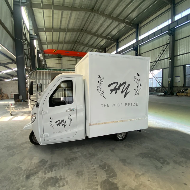 Mobile Food Cart Tricycles Beer Truck Selling Beer And Wine For Weddings Parties