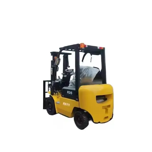 Forklift 1.5 Ton Diesel New Forklift Sell Well New Type Steel Orange with good quality