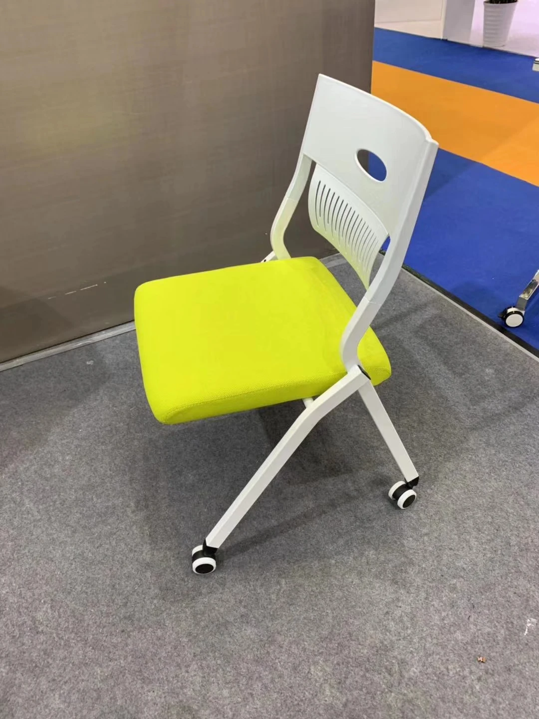 
High quality pp plastic conference chair multifunctional office chair training chair with writing desk 