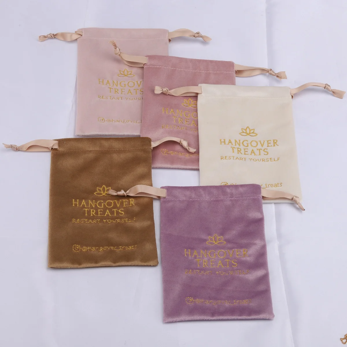 Custom Embroidery Printed Velvet Jewelry Bag Drawstring Pouch Small Gift Perfume Storage Velvet Bag