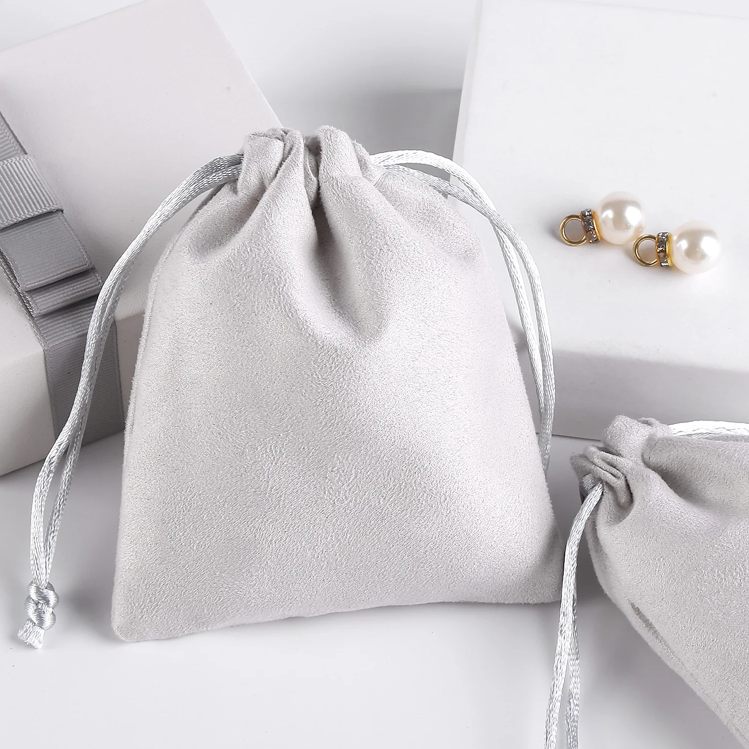 Wholesale Cotton Velvet Suede Microfiber Consumer Electronics Jewelry Gift Drawstring Pouch Custom Dust Drawstring Bag