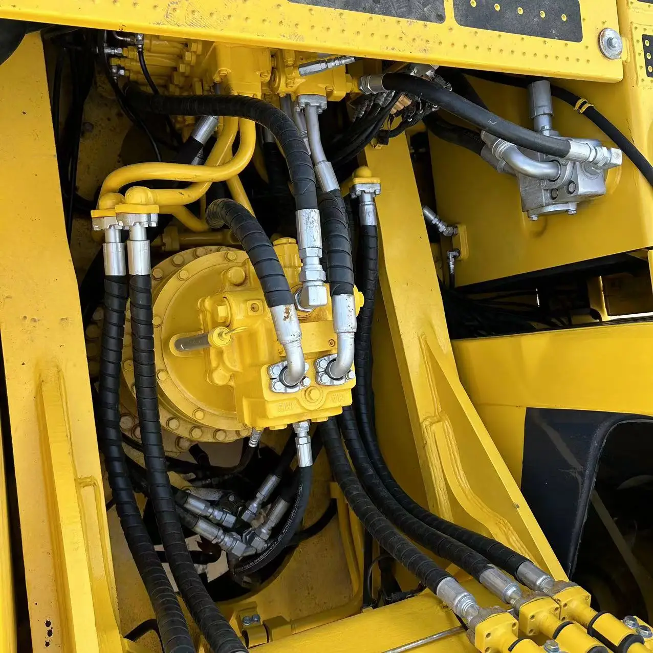 Great Promotion Premium Quality Used  Crawler Excavator PC 400 With High Efficiency Energy Saving Spacious Cab Space
