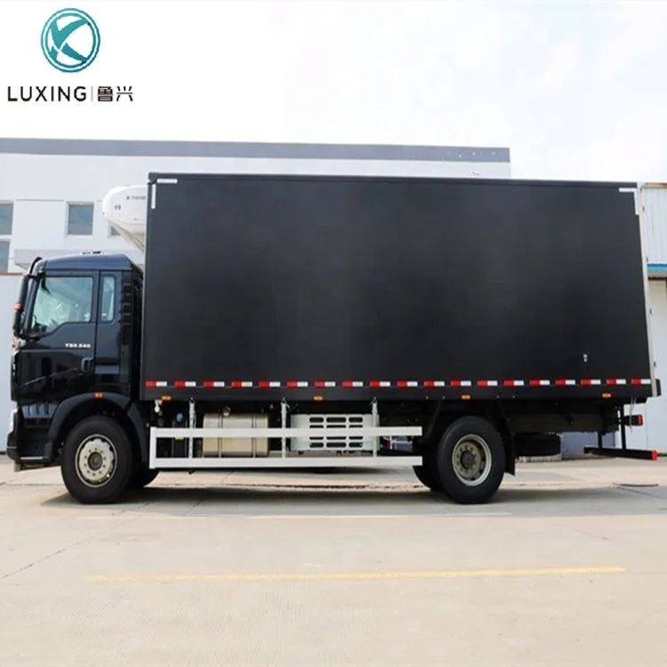 SINOTRUK HOWO High Quality Engine Large Refrigerator Truck For