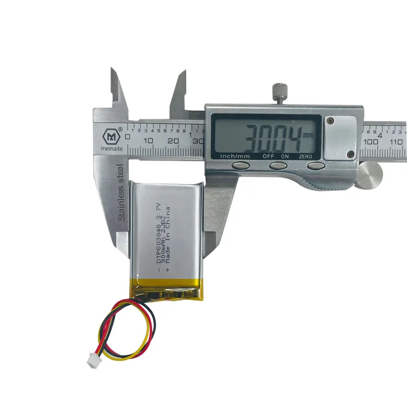BIS Approved Lithium Ion Battery 603048 Small Lipo Batteries Rechargeable 3.7V Li Ion Battery 900mah for Smart Watch