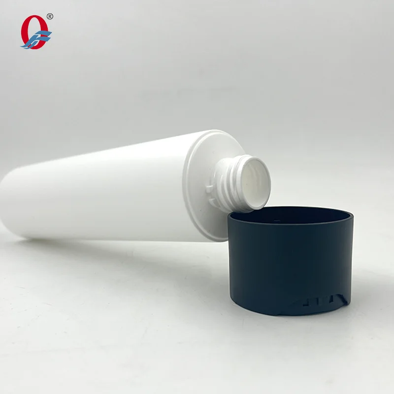 Cosmetic Containers HDPE Black Shampoo and Conditioner Bottles Flat Shoulder Plastic 250ml Cosmetic Packaging Lotion Bottle ODM