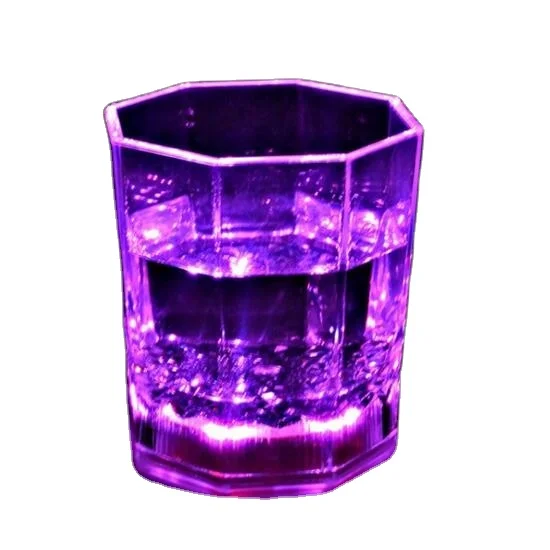 Новый дизайн светодиодная пластиковая чашка для пива с изменением цвета/для стеклянной пивной кружки на заказ